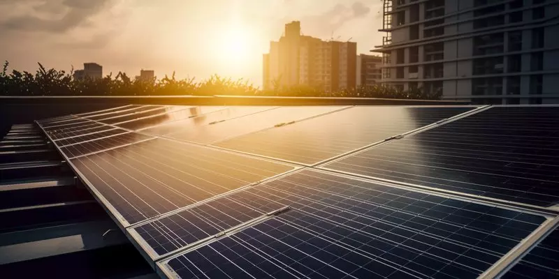 Energia Solar instalada em telhados de empresas